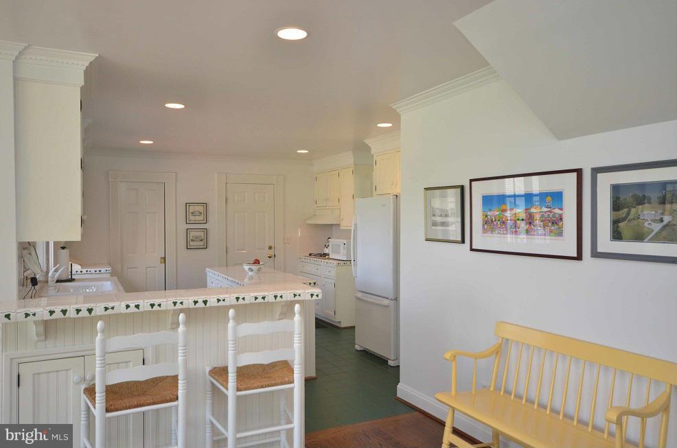 8855 Kemp Road Easton, MD 21601 - Photo 17 of 28 Kitchen