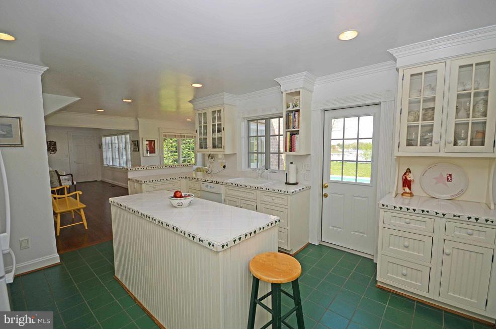 8855 Kemp Road Easton, MD 21601 - Photo 18 of 28 Kitchen