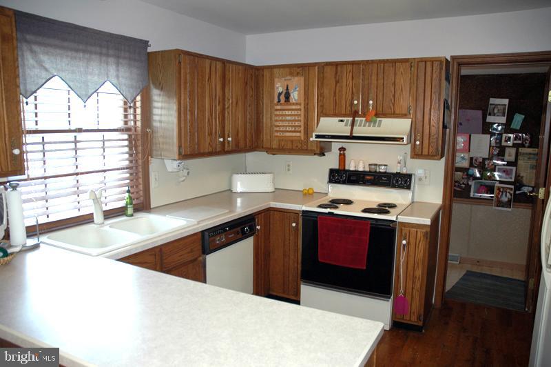 2889 Kissel Hill Road Lititz, PA 17543 - Photo 4 of 19