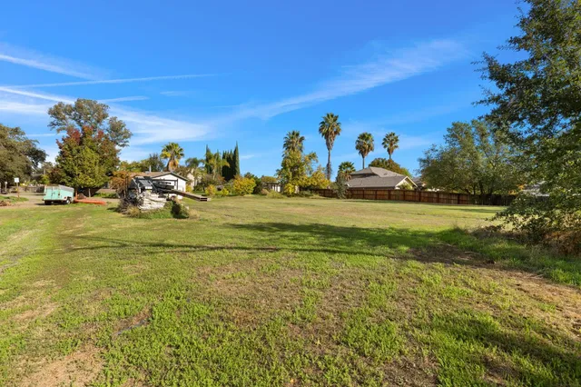a view of a lake view