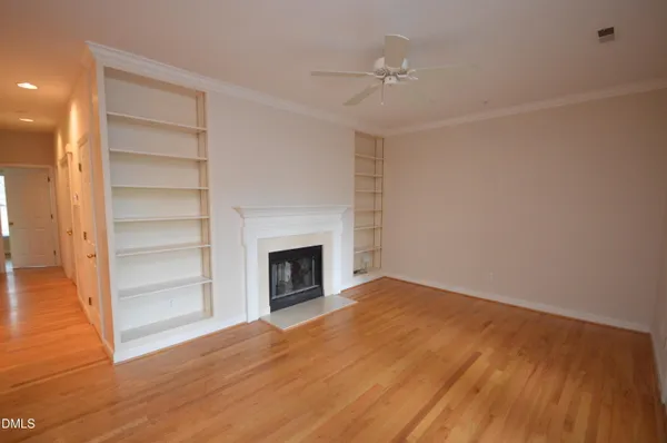 $2,100 | 236 East Davie Street, Raleigh, NC 27601