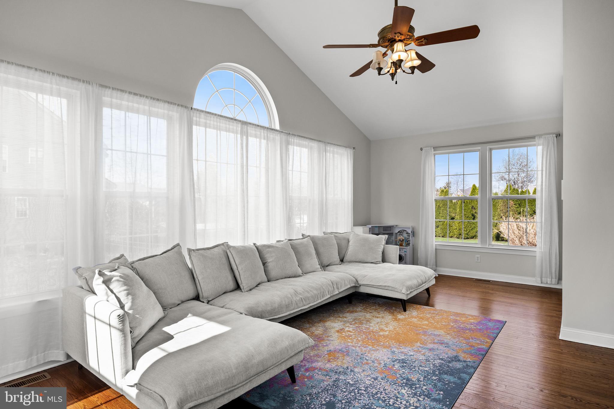 5 Periwinkle Place Lumberton, NJ 08048 - Photo 25 of 61 a living room with furniture and a large window