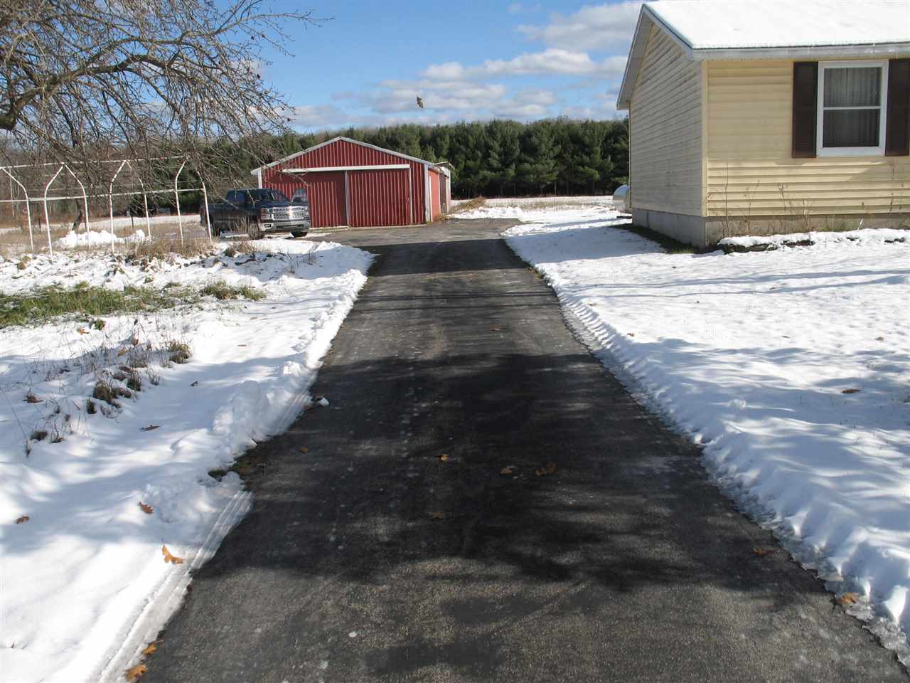 4410 Towerline Road Hale, MI 48739 - Photo 8 of 21 1855137-7.JPG