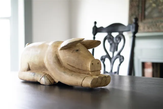 $2,100 | 806 East Main Street, Bellville, TX 77418