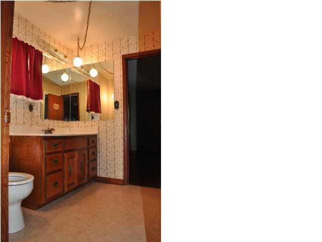 6524 Hamilton Bridge Road Milton, FL 32570 - Photo 10 of 18 Gallery Image 10