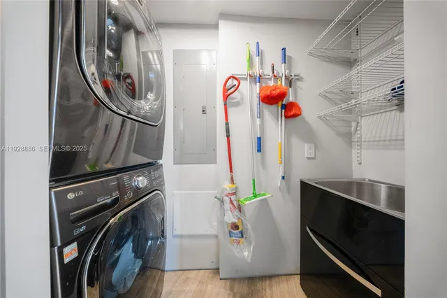 $27,500 | 450 Alton Road, Unit 3301, Miami Beach, FL 33139