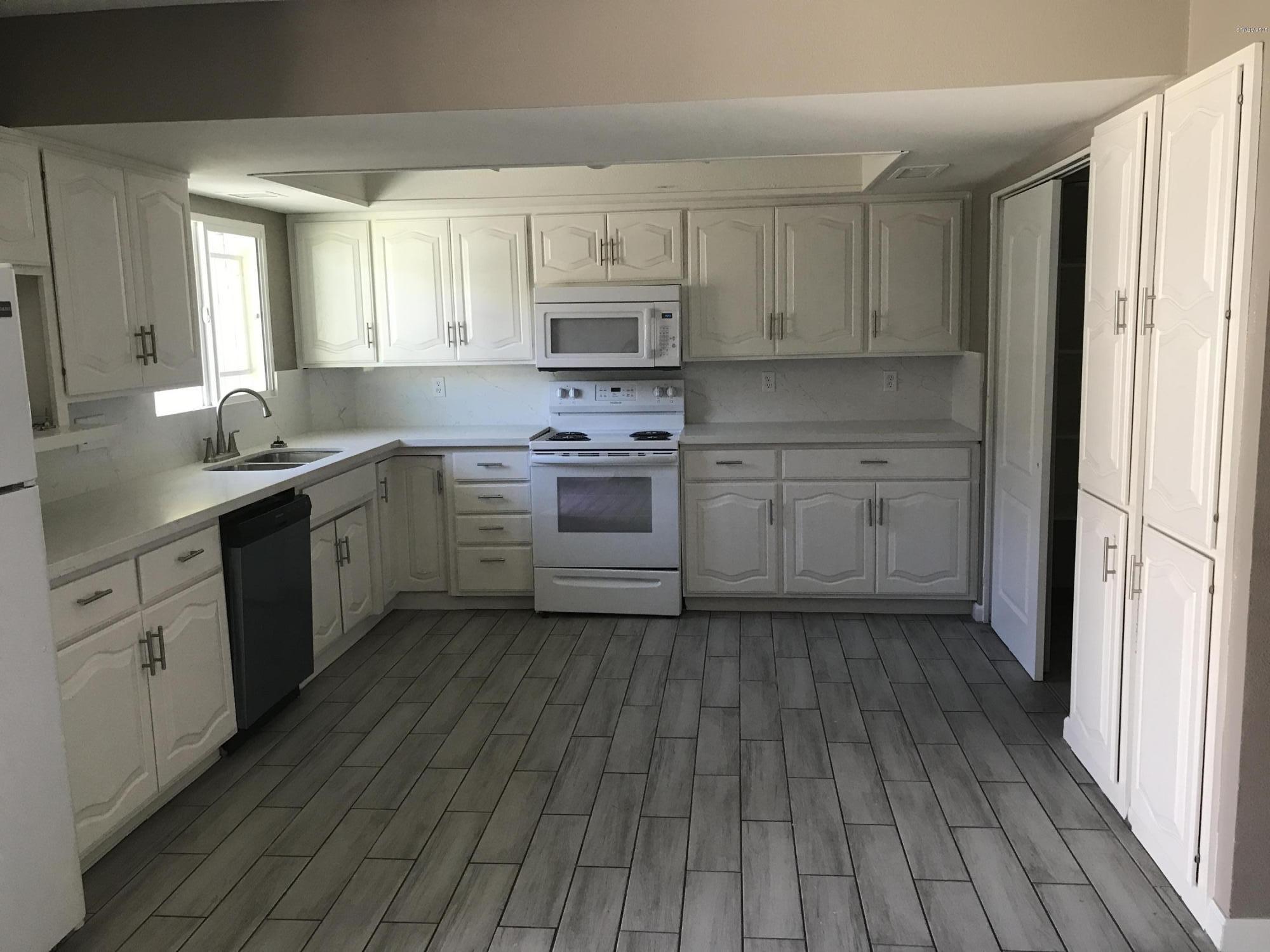 4163 South Mill Avenue Tempe, AZ 85282 - Photo 1 of 14 BF93817B-5279-4F26-BDEE-F969C01E2559