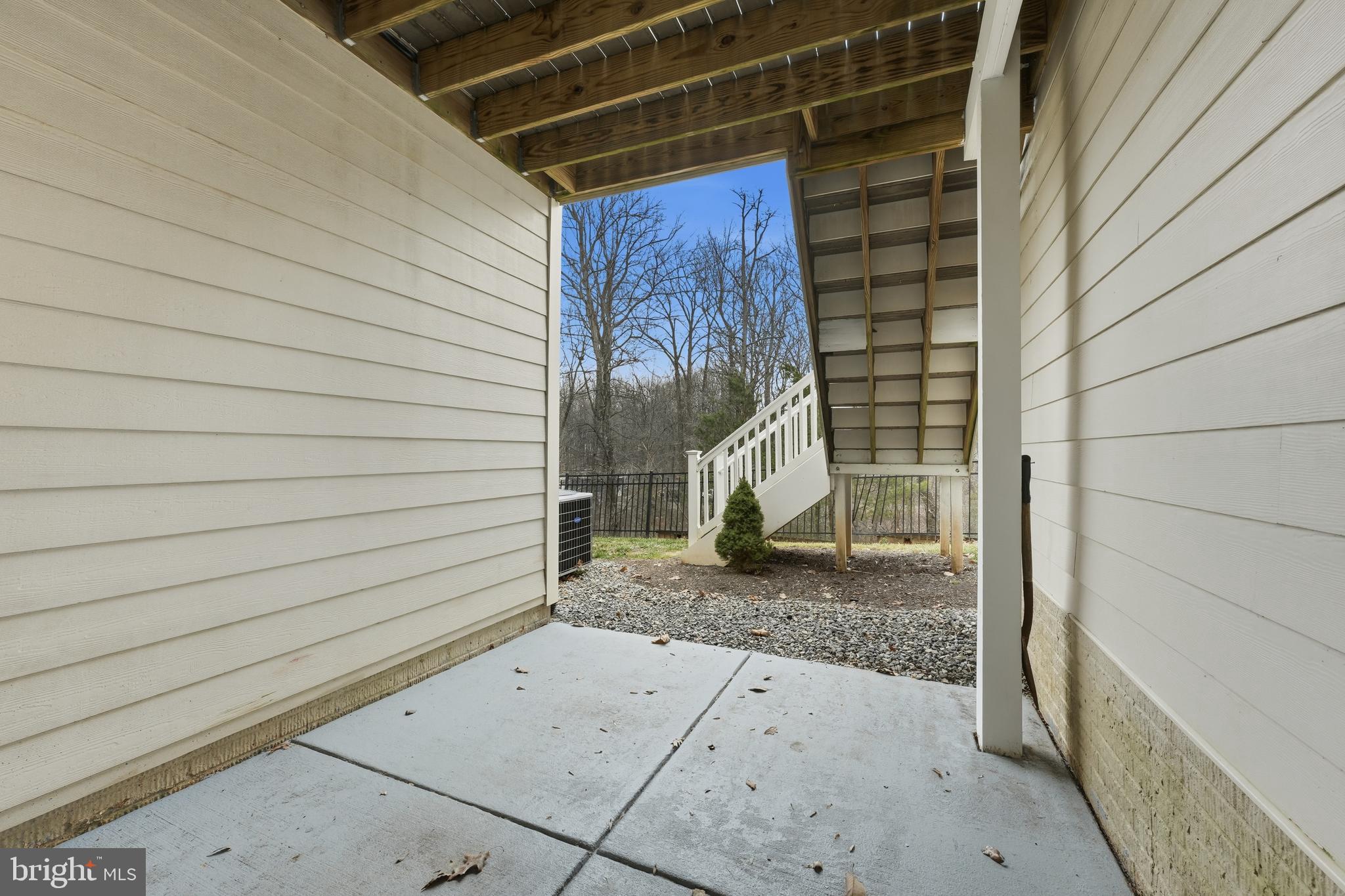 2284 Brimstone Place Hanover, MD 21076 - Photo 32 of 37 a view of a backyard space