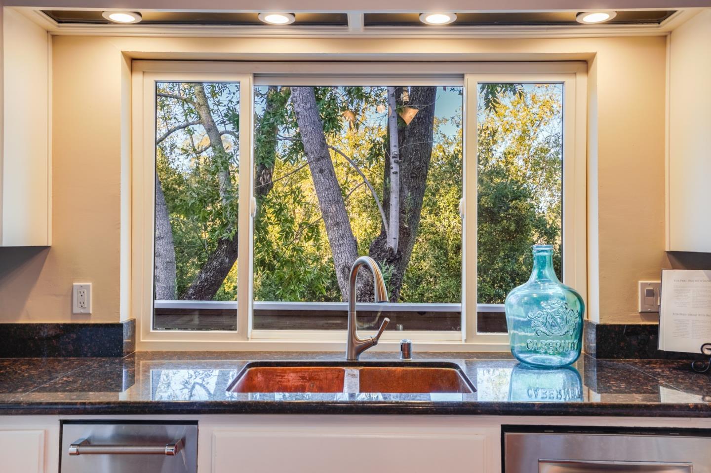 18565 Overlook Road Monte Sereno, CA 95030 - Photo 17 of 72