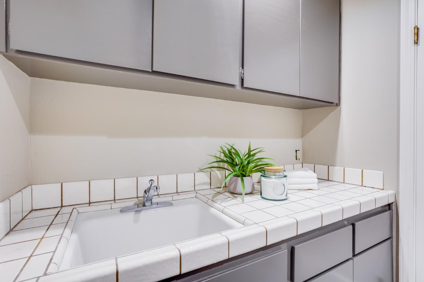 18565 Overlook Road Monte Sereno, CA 95030 - Photo 50 of 72