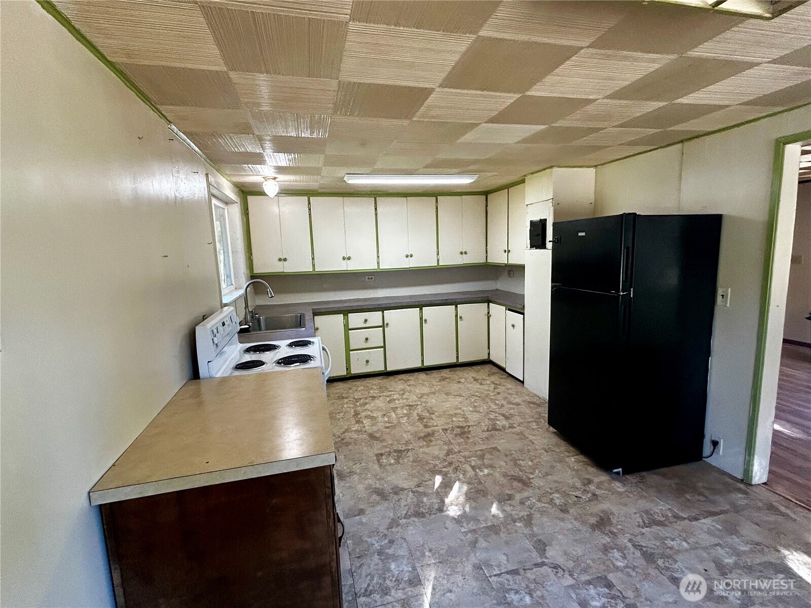 1800 Monroe Road Port Angeles, WA 98362 - Photo 26 of 38 Gallery Image 26
