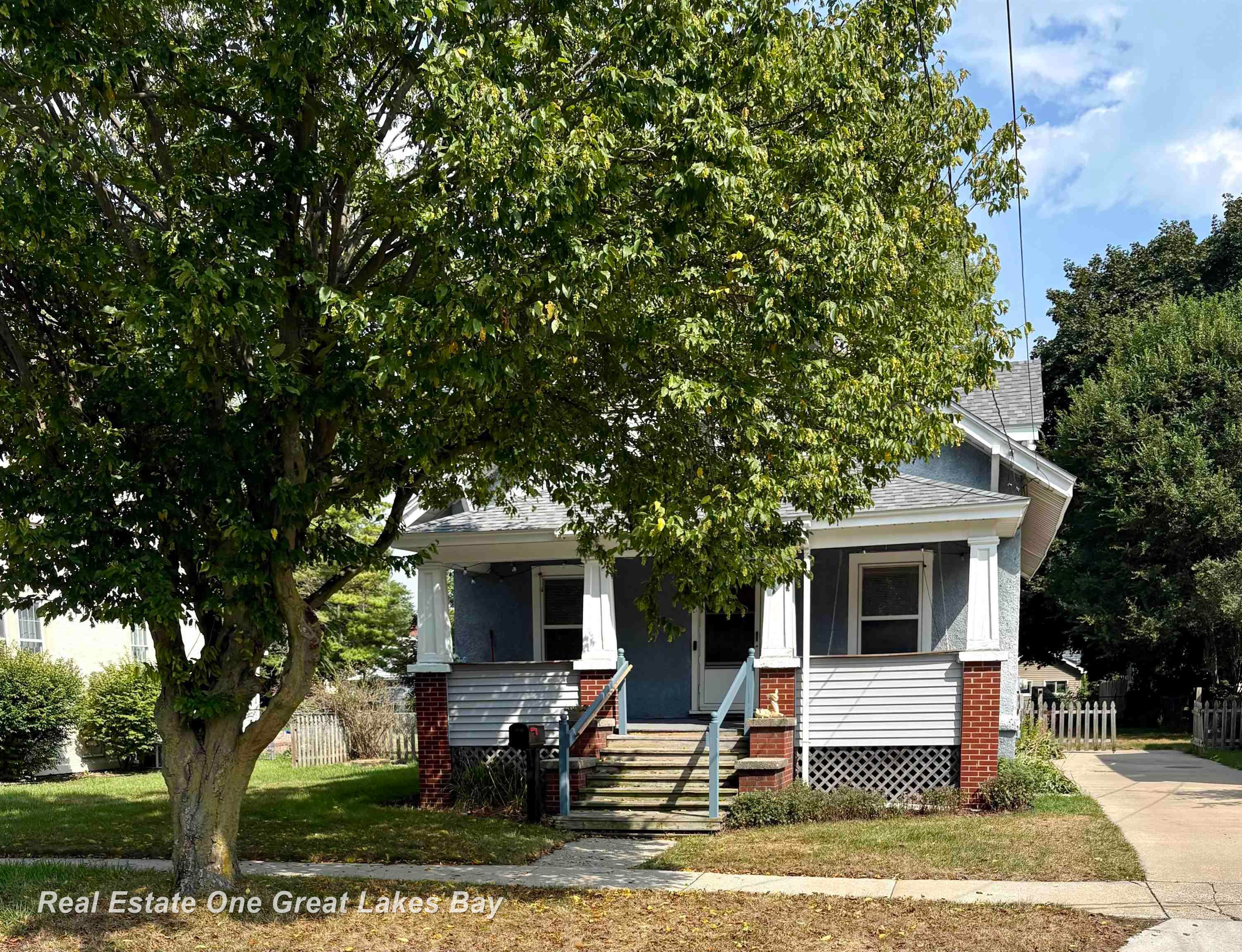 2127 3rd Street Bay City, MI 48708 - Photo 3 of 29 Gallery Image 3