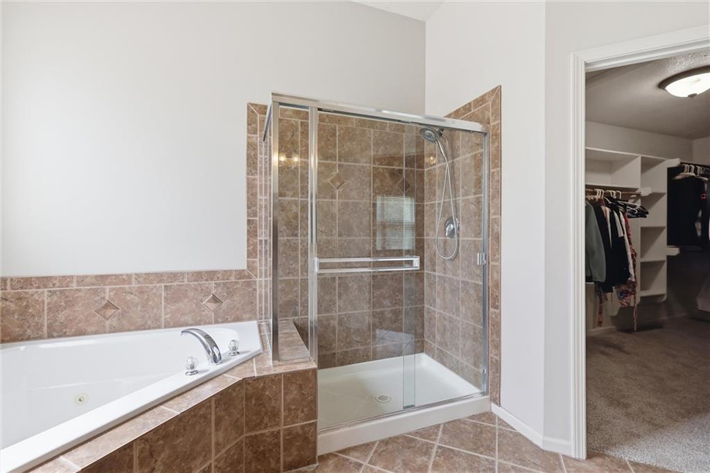 1217 Hampton Drive Raymore, MO 64083 - Photo 20 of 43
