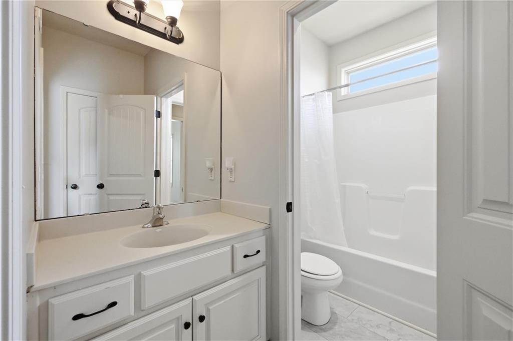 1217 Hampton Drive Raymore, MO 64083 - Photo 24 of 43