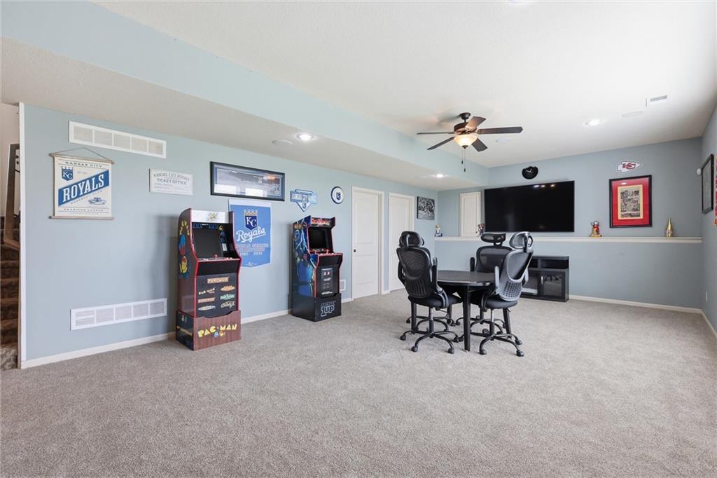 1217 Hampton Drive Raymore, MO 64083 - Photo 30 of 43