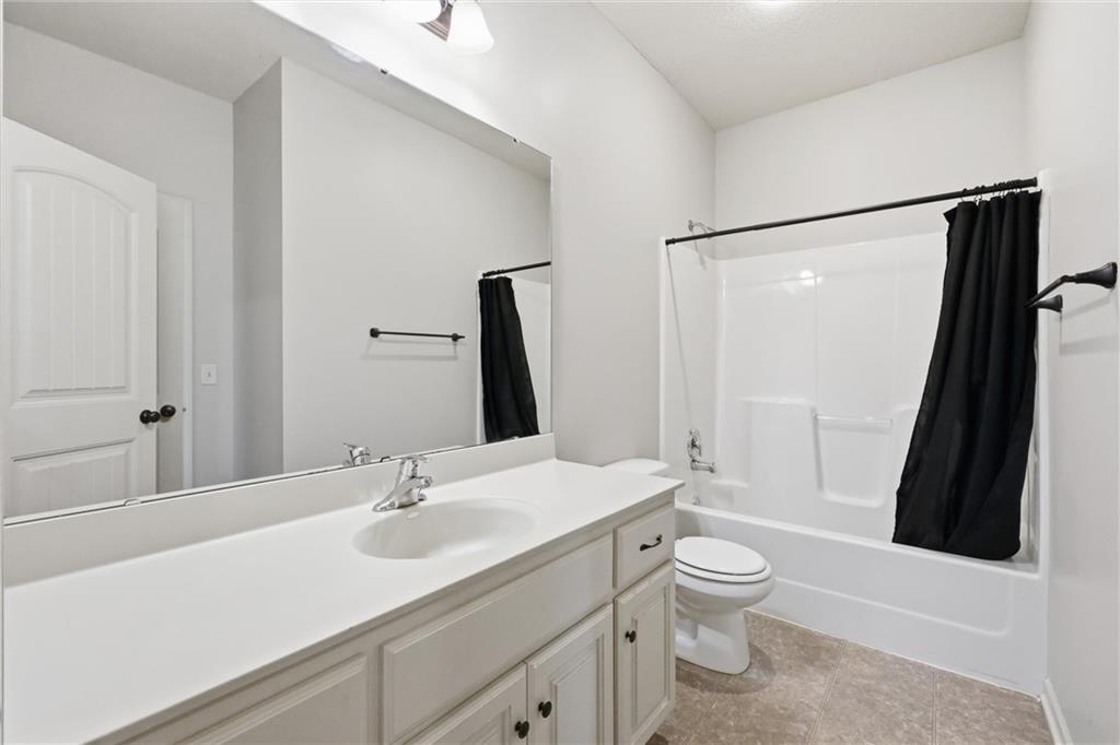1217 Hampton Drive Raymore, MO 64083 - Photo 33 of 43
