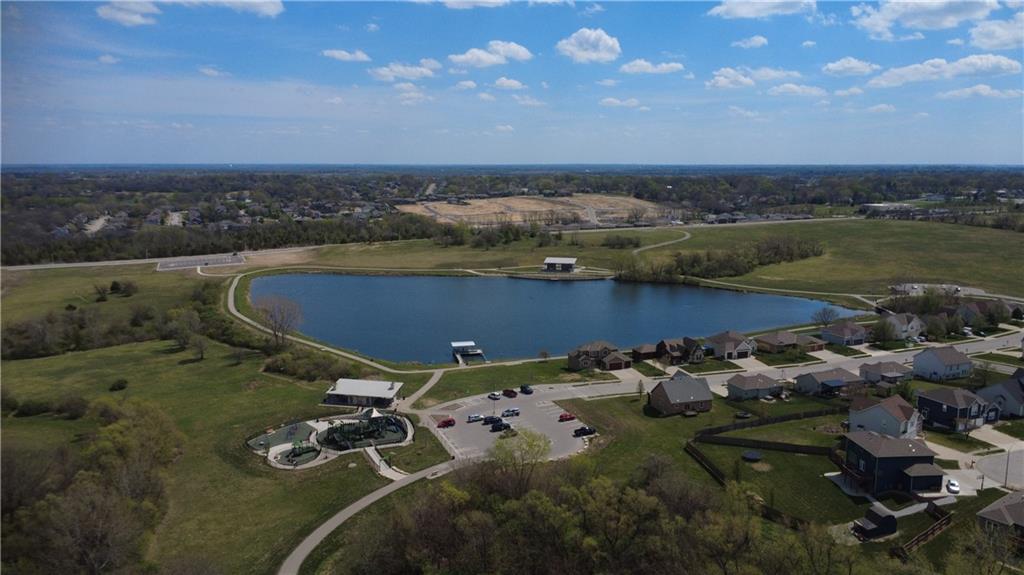 1217 Hampton Drive Raymore, MO 64083 - Photo 41 of 43