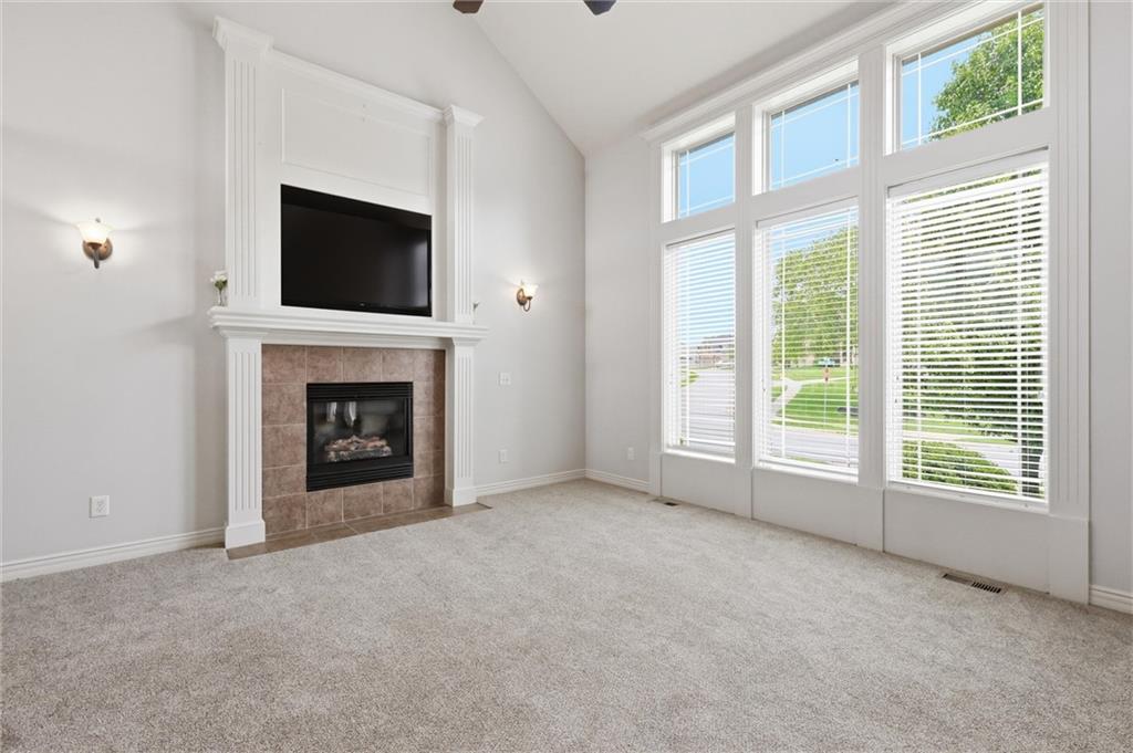 1217 Hampton Drive Raymore, MO 64083 - Photo 7 of 43