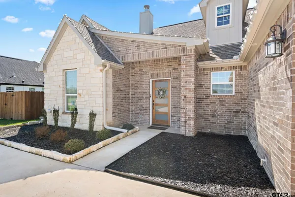 $2,300 | 1000 Stone Hill Street, Mount Pleasant, TX 75455