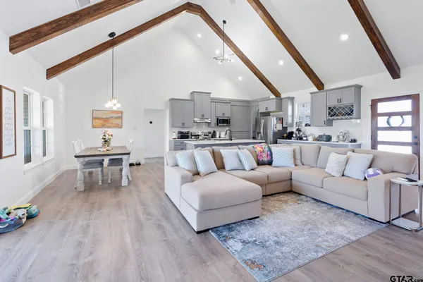 $2,300 | 1000 Stone Hill Street, Mount Pleasant, TX 75455