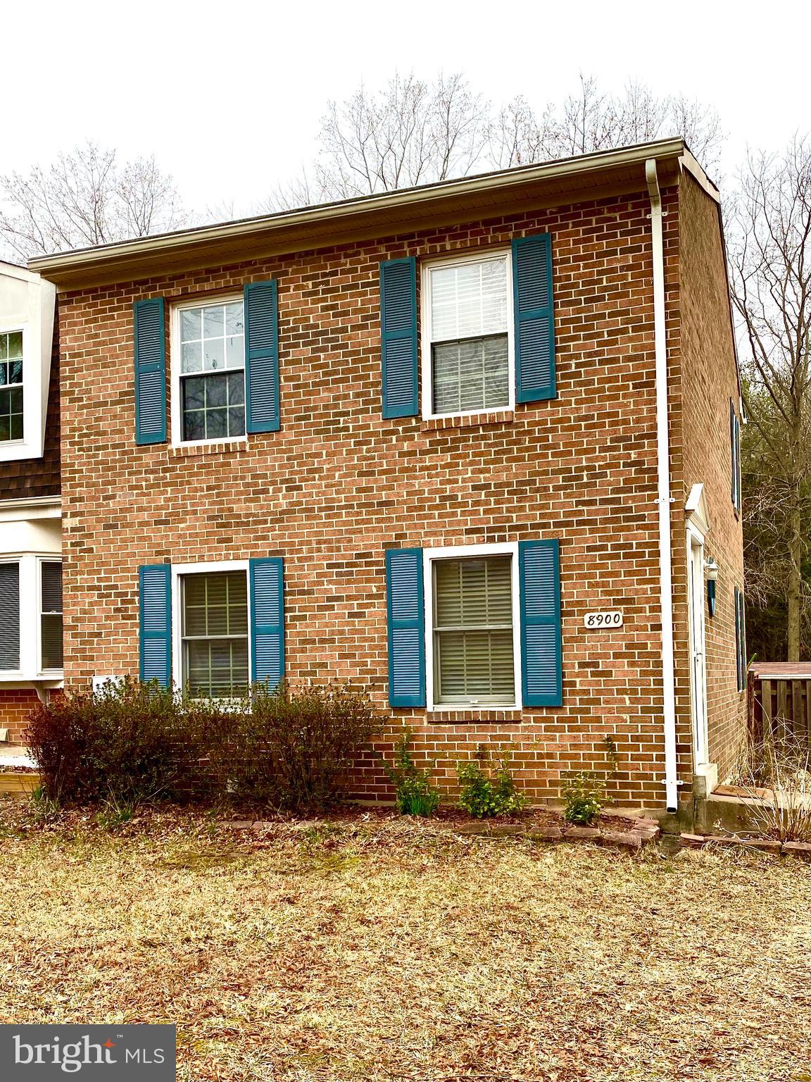 8900 Shamrock Court Springfield, VA 22152 - Photo 1 of 19 Brick Front End Unit