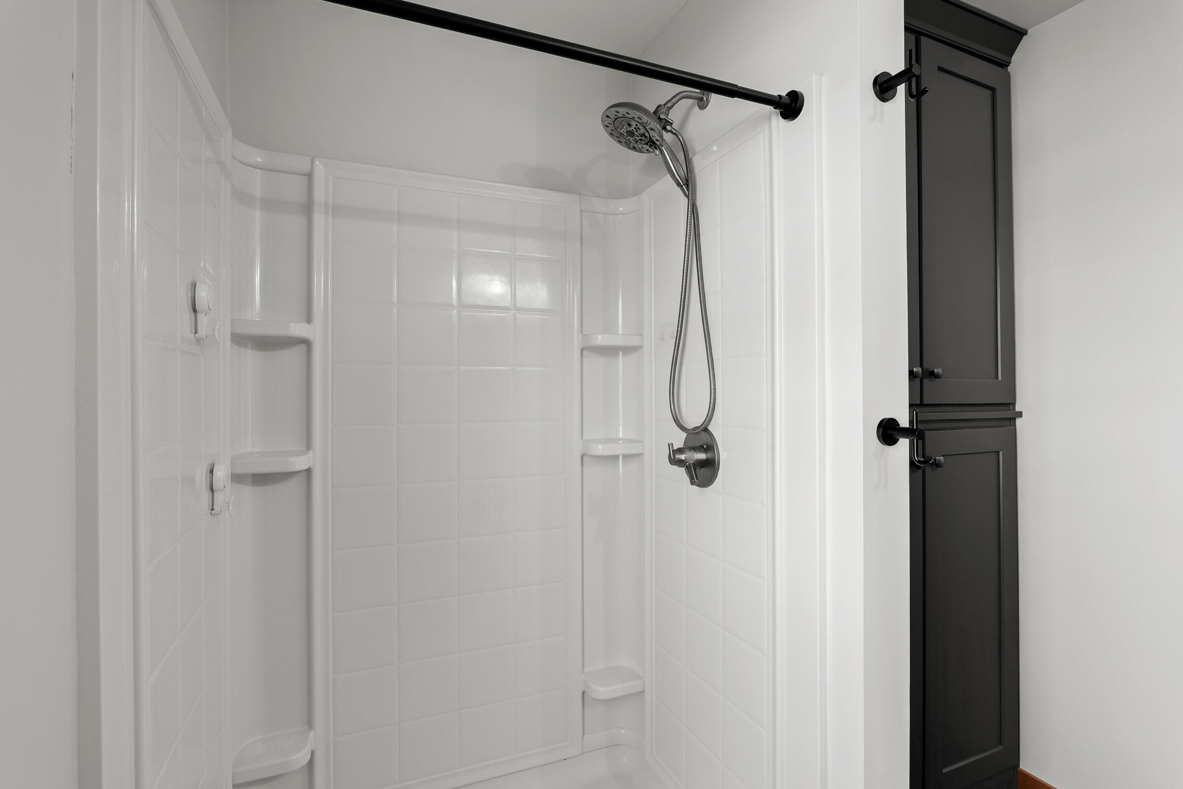2014 Markham Street Manitowoc, WI 54220 - Photo 17 of 44 Primary Bath has Walk-in Shower