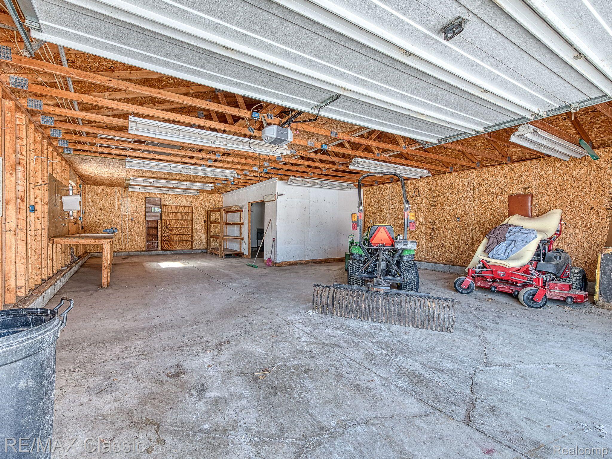 6859 Earhart Road South Lyon, MI 48178 - Photo 39 of 45 Gallery Image 39