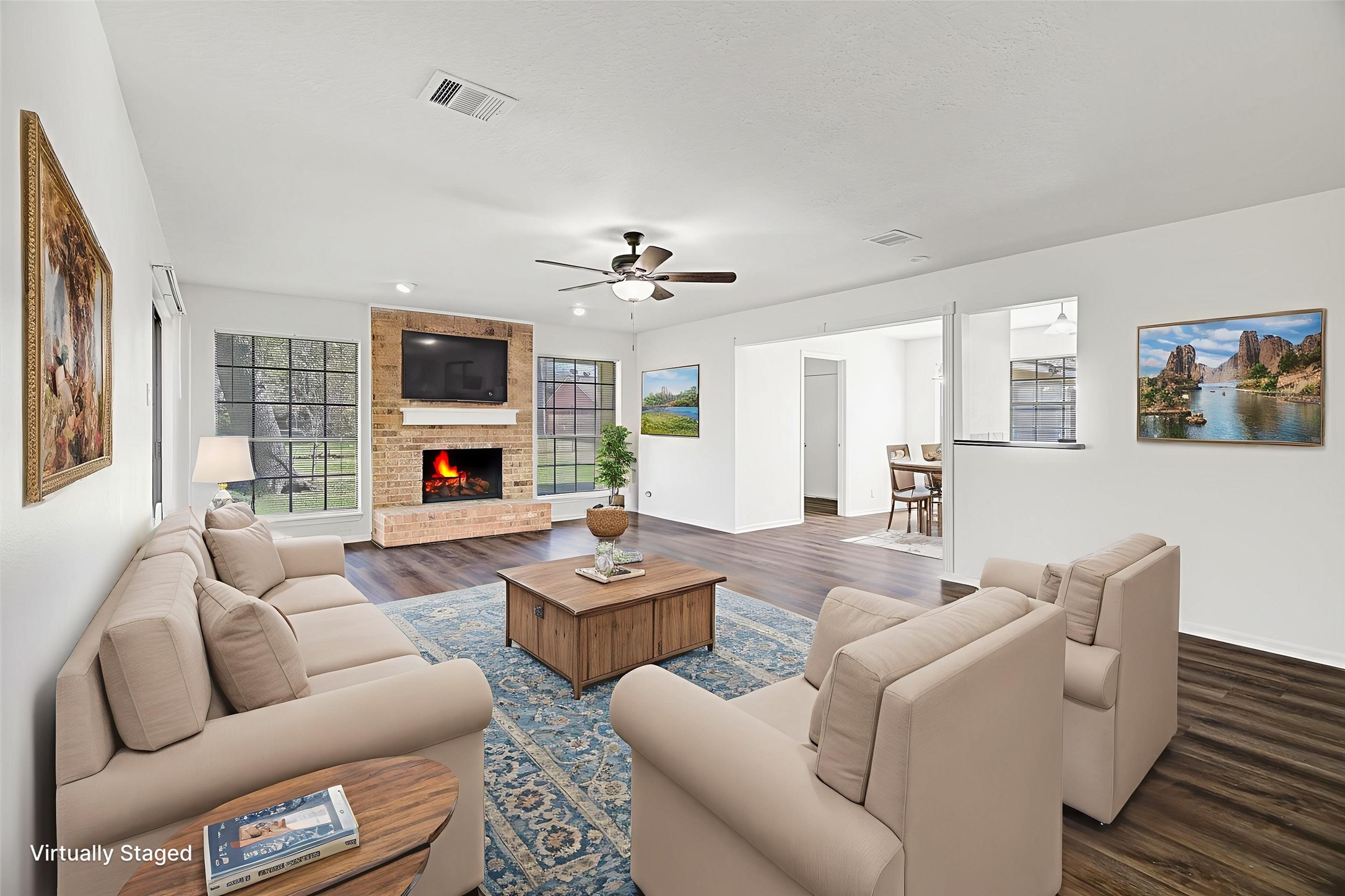 216 Any Way Street Lake Jackson, TX 77566 - Photo 7 of 49 Virtual Staging