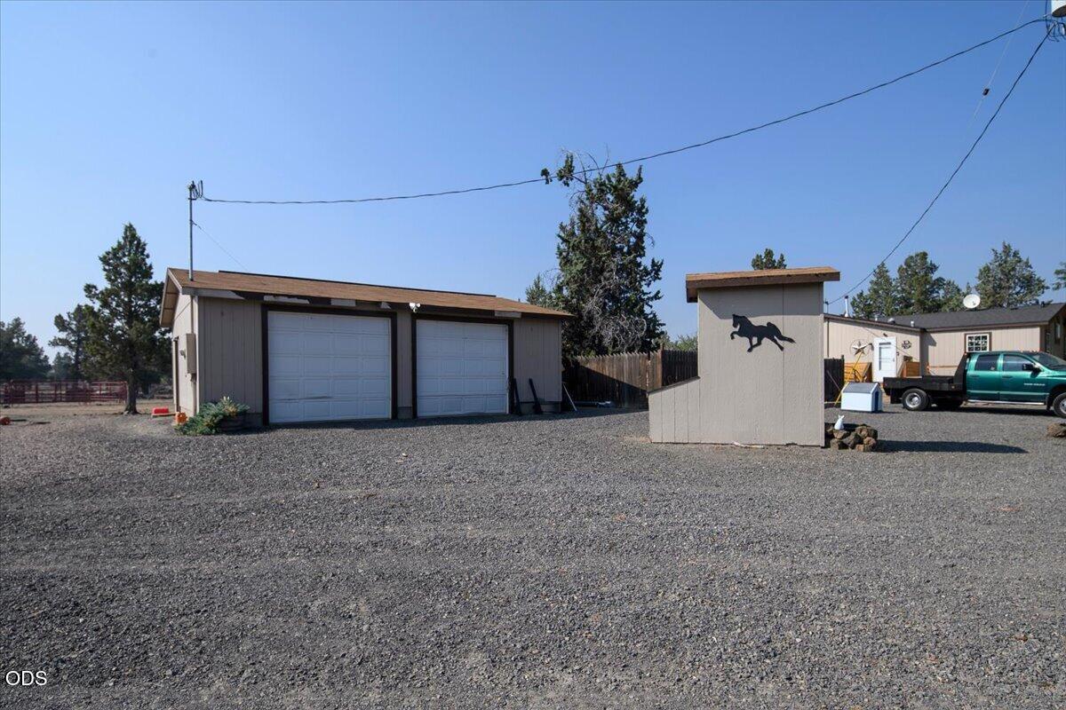 6547 Southwest Cougar Road Terrebonne, OR 97760 - Photo 26 of 47 Gallery Image 26