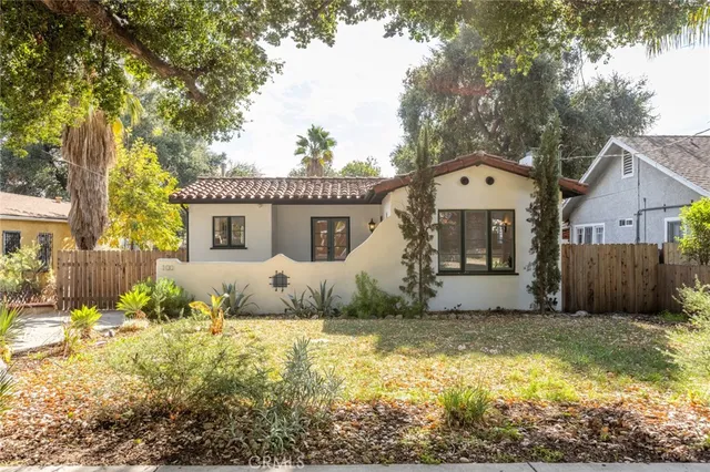 $1,399,999 | 100 West Tremont Street, Pasadena, CA 91103