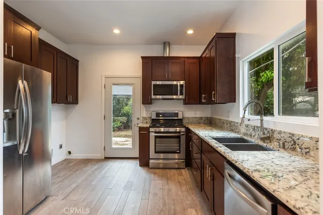 $1,399,999 | 100 West Tremont Street, Pasadena, CA 91103