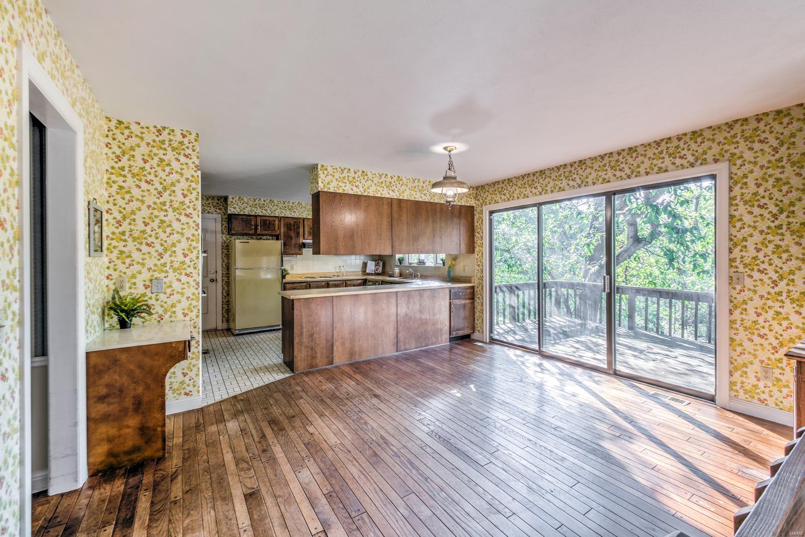 1964 Dougherty Ferry Road St. Louis, MO 63122 - Photo 9 of 36 Gallery Image 9