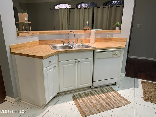 $243,000 | 2252 Beach Drive, Unit 1303, Gulfport, MS 39507