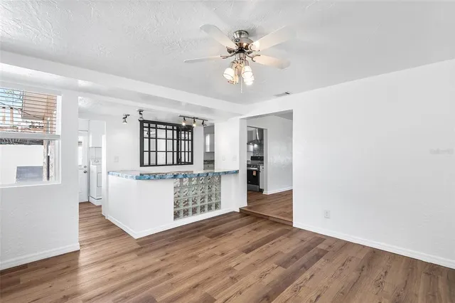 $2,575 | 1517 Gray Street South, St. Petersburg, FL 33707