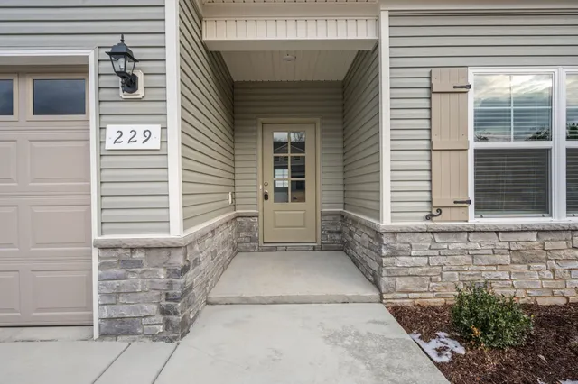 $1,999 | 229 Republic Street, Shelbyville, TN 37160