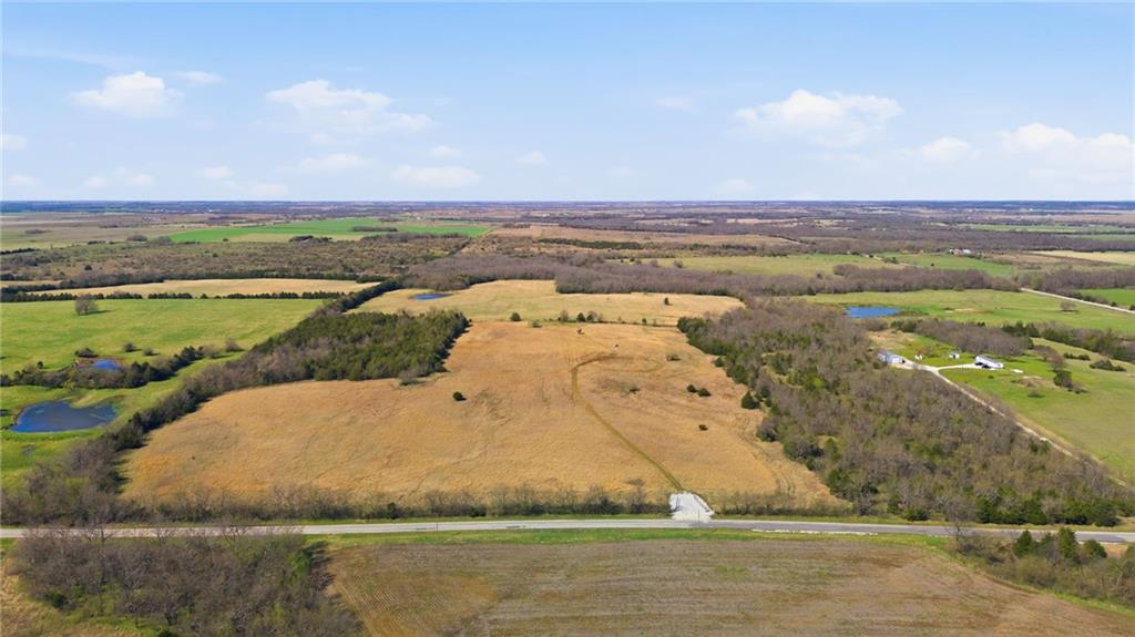 3528 West Virginia Road Kincaid, KS 66039 - Photo 3 of 65