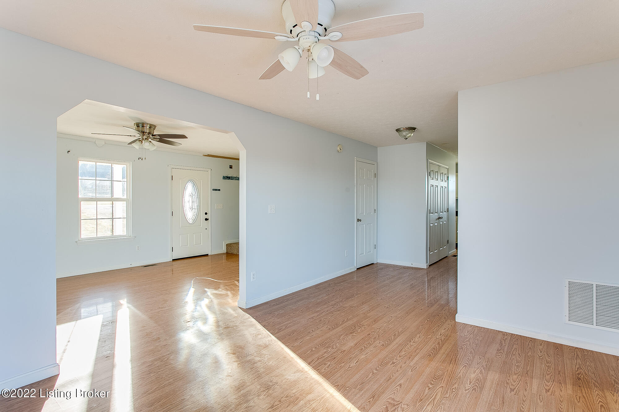 291 Kinkead Road Vine Grove, KY 40175 - Photo 16 of 53 291 Kinkead Rd-26