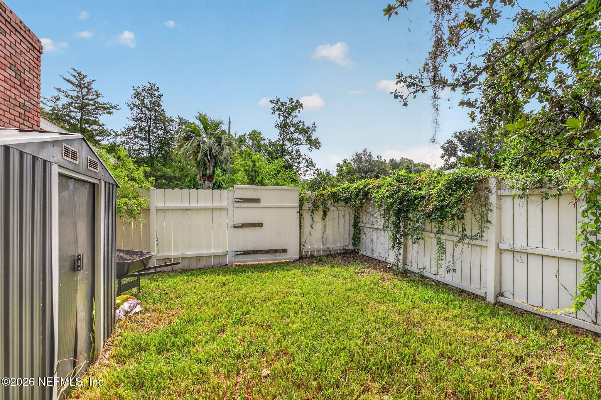 1212 Crestfield Road Jacksonville, FL 32205 - Photo 52 of 60 Side Yard