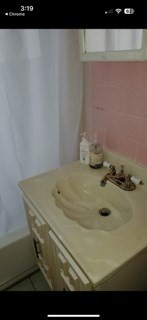 31 Field Street West Springfield, MA 01089 - Photo 12 of 19