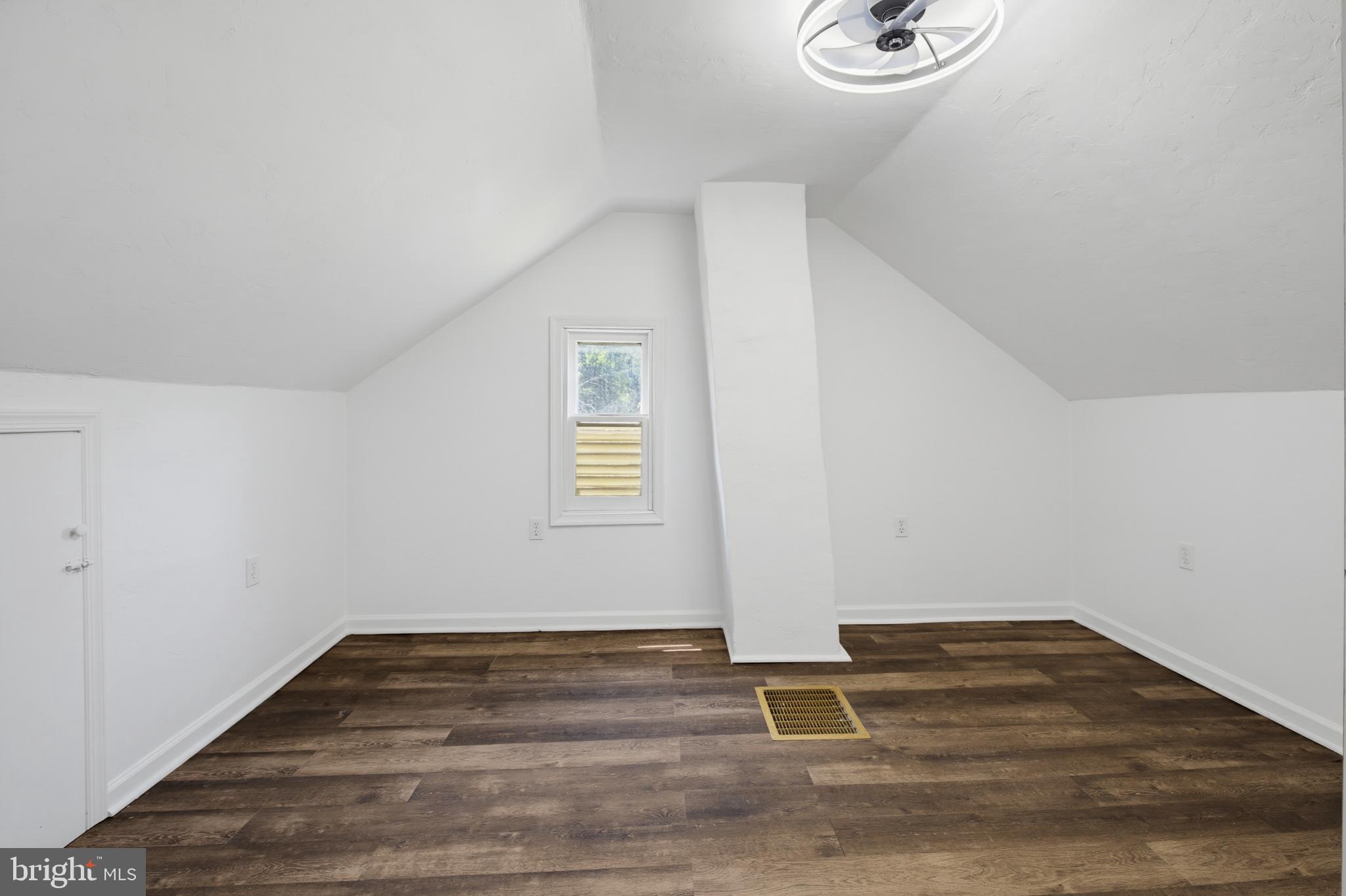 728 Academy Road York, PA 17406 - Photo 29 of 77 Bedroom 5