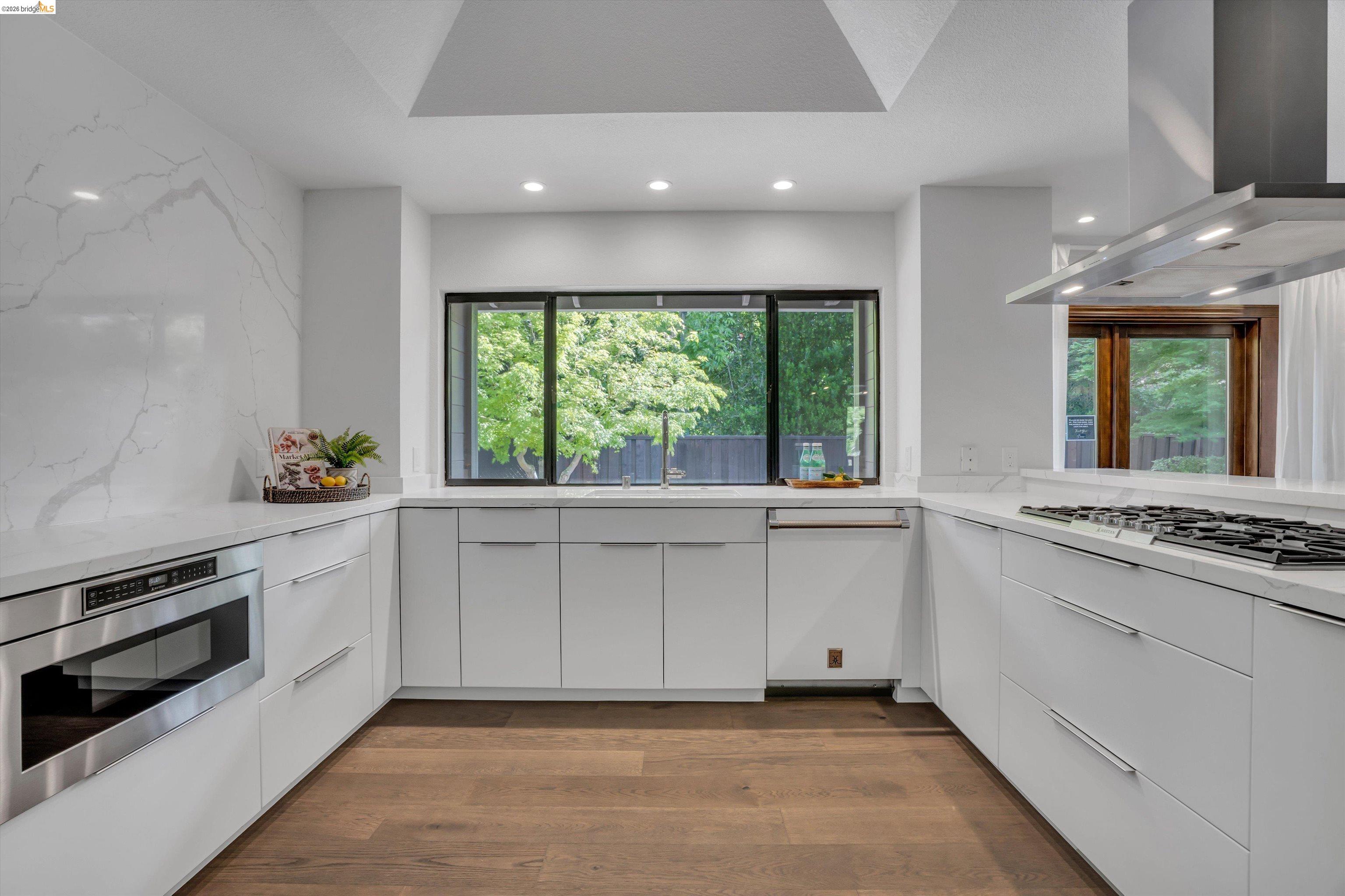 300 Andros Drive San Ramon, CA 94582 - Photo 18 of 52