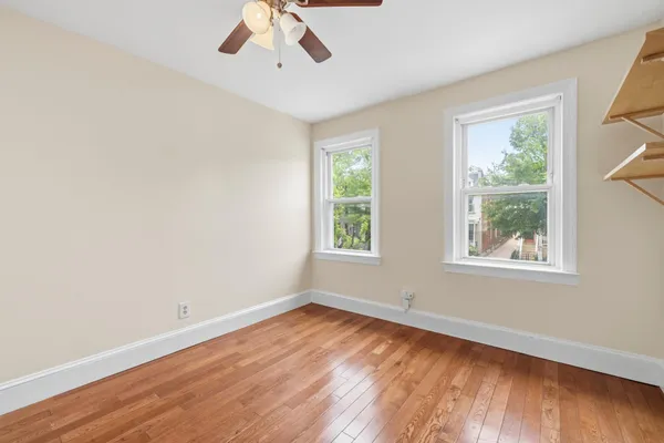 $2,500 | 925 8th Street Northeast, Washington, DC 20002