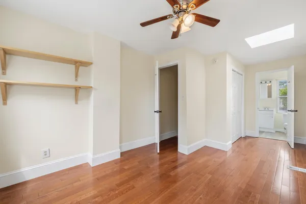 $2,500 | 925 8th Street Northeast, Washington, DC 20002