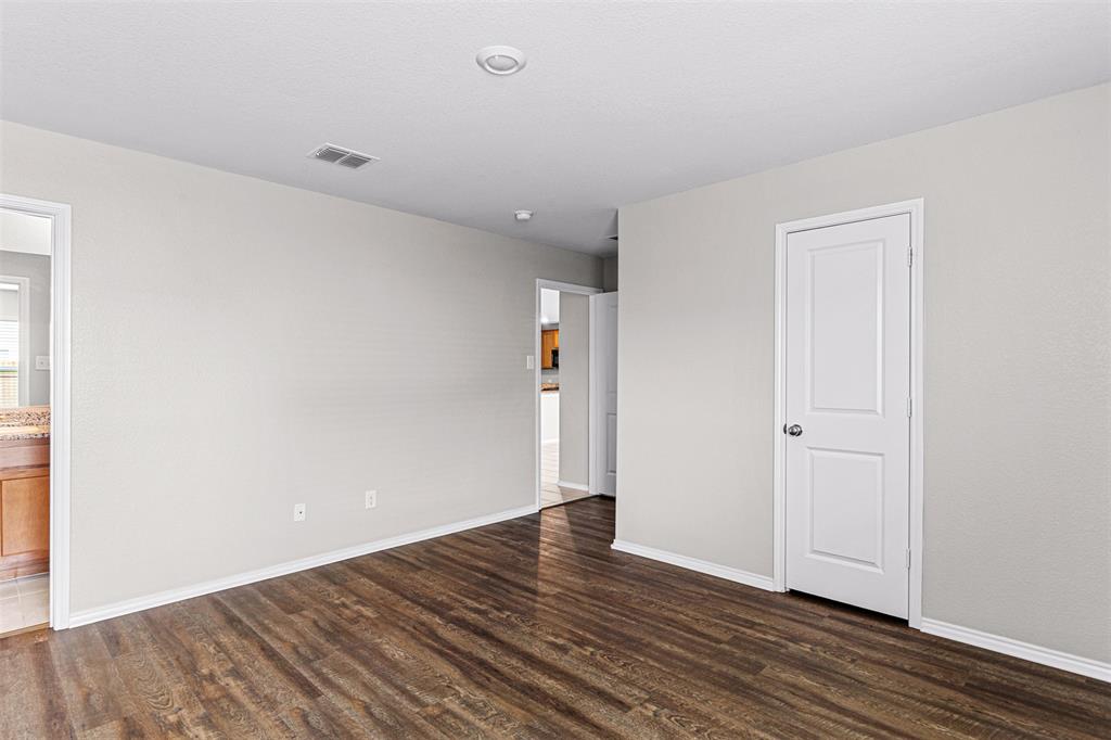 4052 Dublin Ridge Drive Fort Worth, TX 76036 - Photo 10 of 19