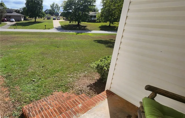 $282,000 | 304 Stonehaven Drive, Anderson, SC 29625