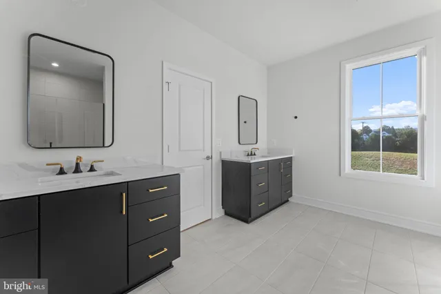 $1,499,990 | 14691 Fordson Court, Lovettsville, VA 20180