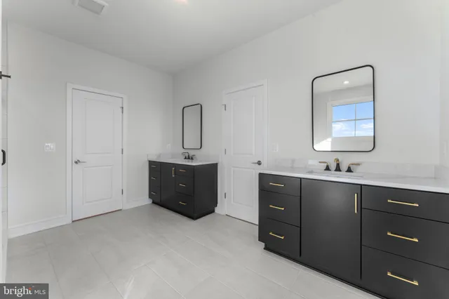 $1,499,990 | 14691 Fordson Court, Lovettsville, VA 20180