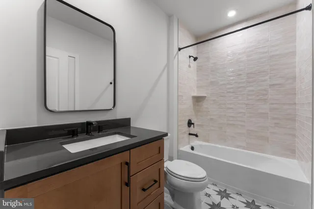 $1,499,990 | 14691 Fordson Court, Lovettsville, VA 20180