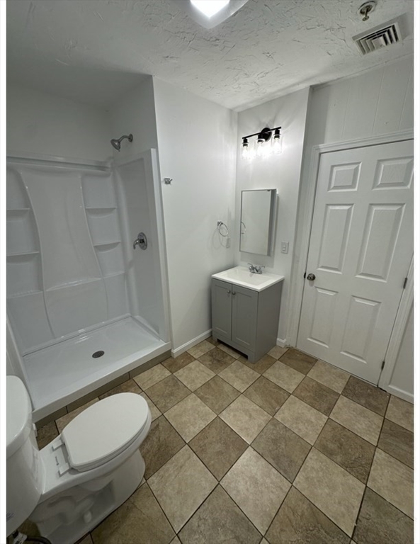 126 Lincoln Street, Unit 2R Worcester, MA 01605 - Photo 10 of 10