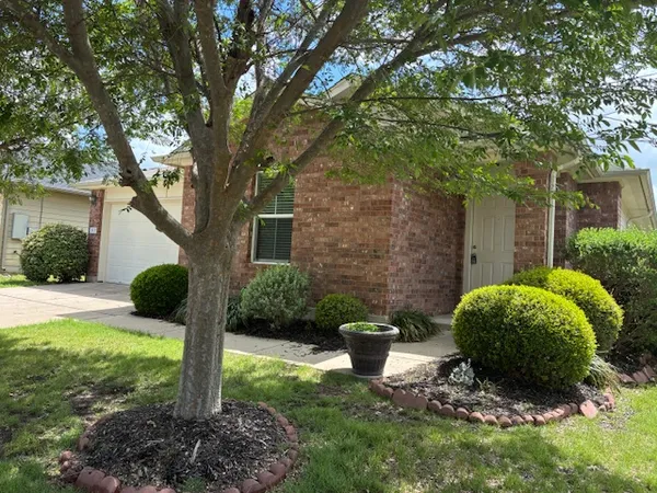 $1,875 | 13237 Forest Sage Street, Manor, TX 78653